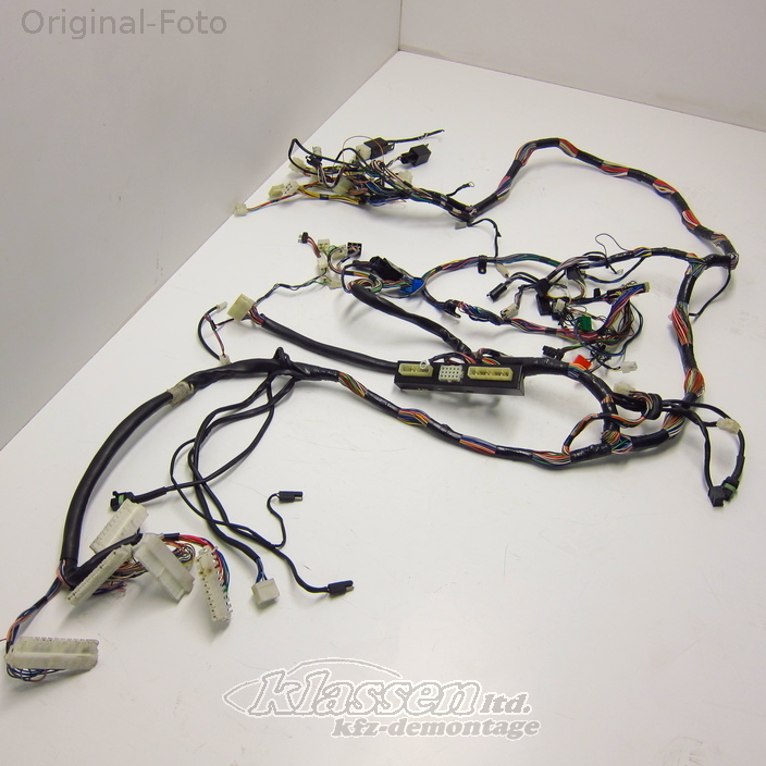 Faisceau de câbles Tableau de bord Boîte à fusibles Ferrari Mondial | eBay